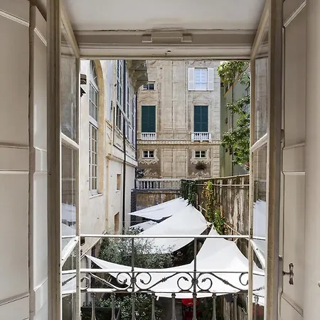 Apartment Garibaldi Glamorous By Wonderful Italy Genoa