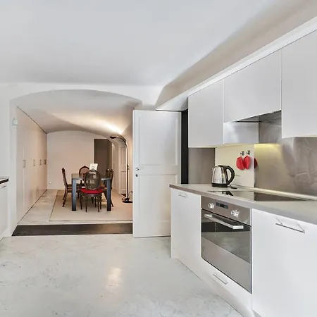 Garibaldi Glamorous By Wonderful Italy Apartment