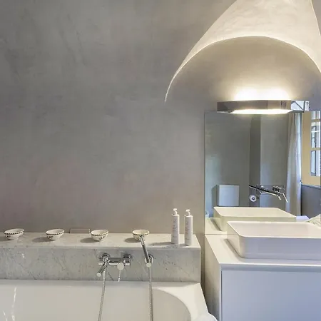 Garibaldi Glamorous By Wonderful Italy Apartment Genoa